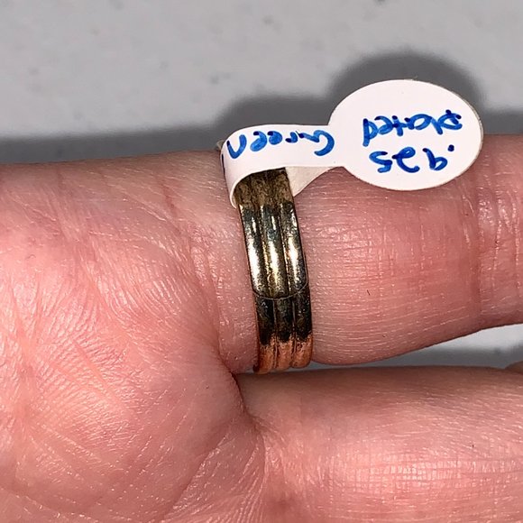 Silver Plated Green Aventurine Cab Ring, Sizeable - Picture 10 of 16